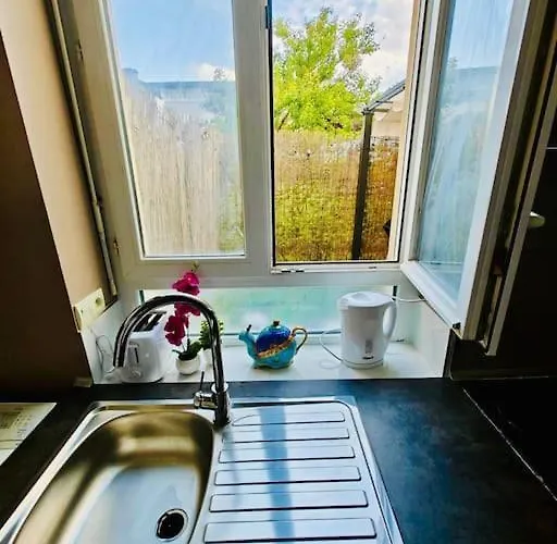 Celine Apartamento Cormontreuil